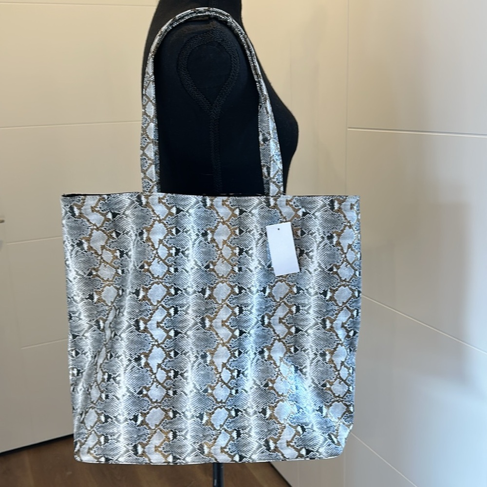 Snakeskin Print Vegan Leather Tote Bag Brand New With Tags BNWT Never used
